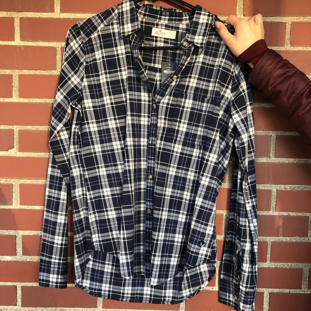 COPY - Hollister bottom down shirt
